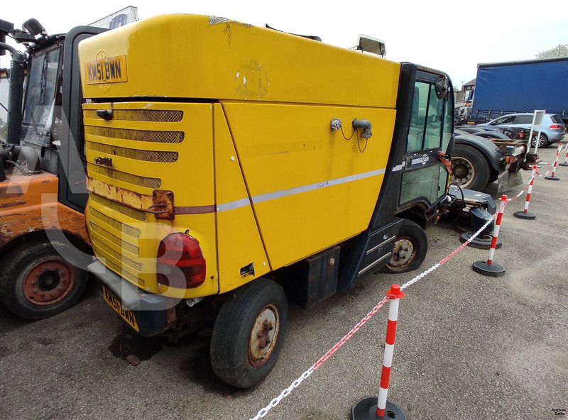 Mathieu Azura - Veegwagen: afbeelding 5 Mathieu Azura - Veegwagen: afbeelding 5