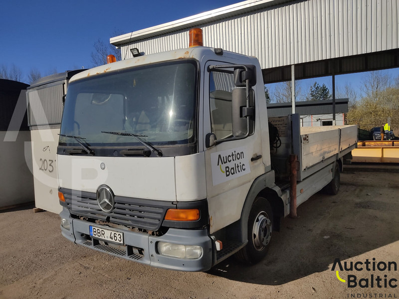 Mercedes-Benz 1017 - Kipper vrachtwagen: afbeelding 2 Mercedes-Benz 1017 - Kipper vrachtwagen: afbeelding 2