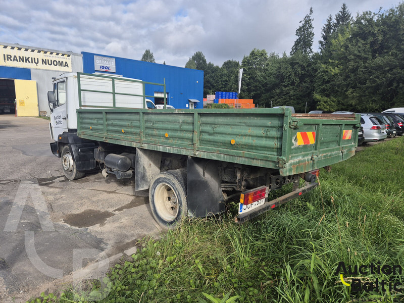 Mercedes-Benz 1117 - Vrachtwagen met open laadbak: afbeelding 4 Mercedes-Benz 1117 - Vrachtwagen met open laadbak: afbeelding 4