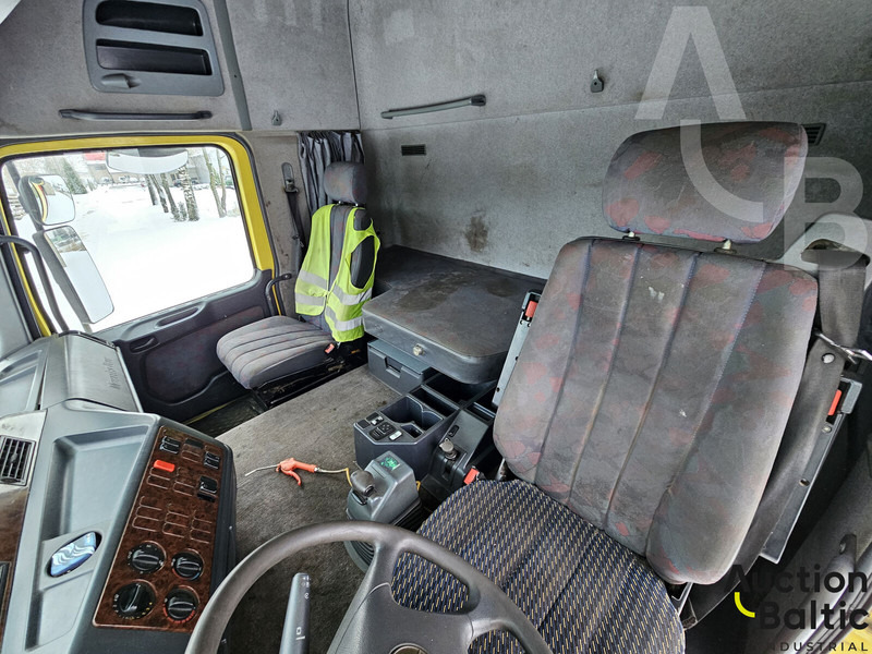 Mercedes-Benz 1831 - Kipper vrachtwagen: afbeelding 5 Mercedes-Benz 1831 - Kipper vrachtwagen: afbeelding 5