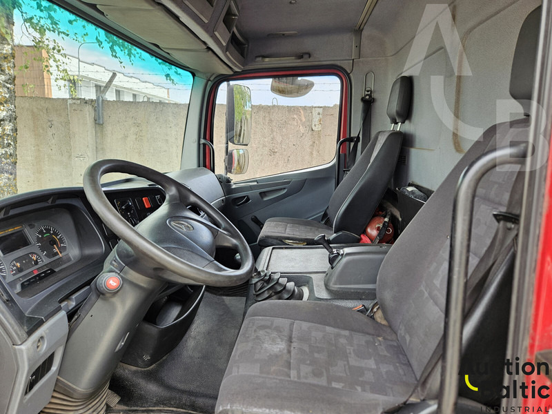 Mercedes-Benz 815 - Koelwagen vrachtwagen: afbeelding 5 Mercedes-Benz 815 - Koelwagen vrachtwagen: afbeelding 5