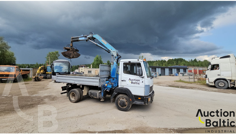 Mercedes-Benz 817 - Kipper vrachtwagen: afbeelding 2 Mercedes-Benz 817 - Kipper vrachtwagen: afbeelding 2
