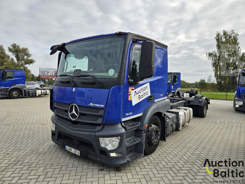 Mercedes-Benz Actros 1843 - Chassis vrachtwagen: afbeelding 2 Mercedes-Benz Actros 1843 - Chassis vrachtwagen: afbeelding 2