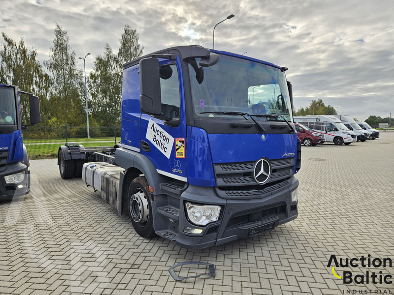 Mercedes-Benz Actros 1843 - Chassis vrachtwagen: afbeelding 2 Mercedes-Benz Actros 1843 - Chassis vrachtwagen: afbeelding 2