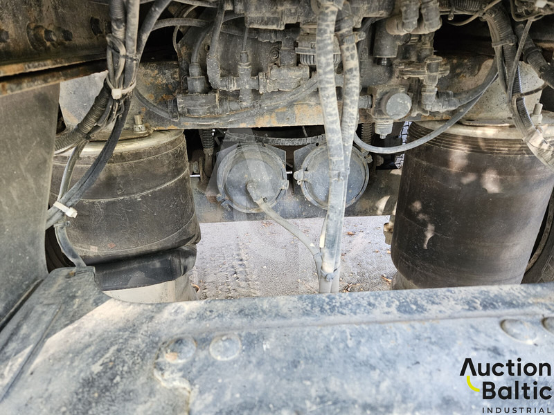 Kipper vrachtwagen, Kraanwagen Mercedes-Benz Actros 1844: afbeelding 16 Kipper vrachtwagen, Kraanwagen Mercedes-Benz Actros 1844: afbeelding 16