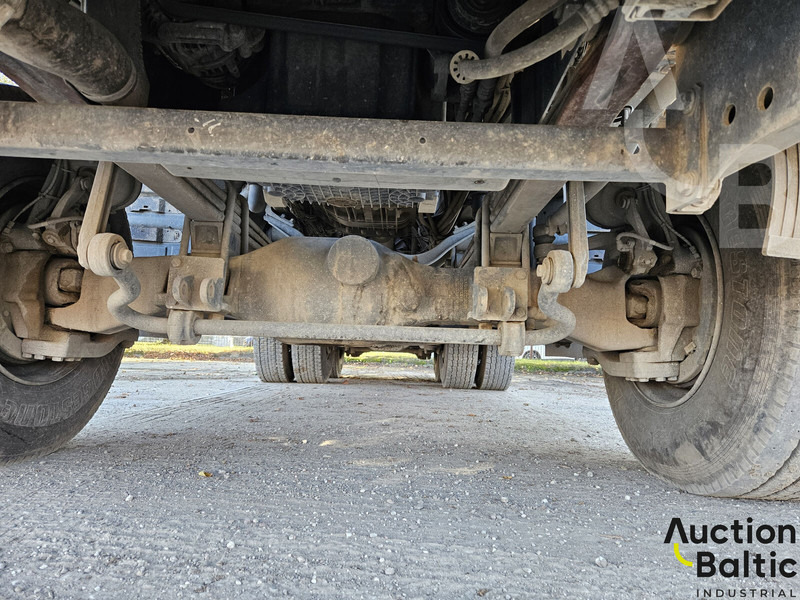 Kipper vrachtwagen, Kraanwagen Mercedes-Benz Actros 1844: afbeelding 9 Kipper vrachtwagen, Kraanwagen Mercedes-Benz Actros 1844: afbeelding 9