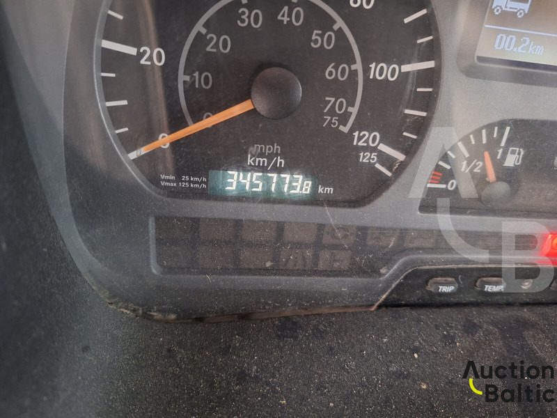 Mercedes-Benz Axor 2628 - Kleine betonpomp: afbeelding 5 Mercedes-Benz Axor 2628 - Kleine betonpomp: afbeelding 5