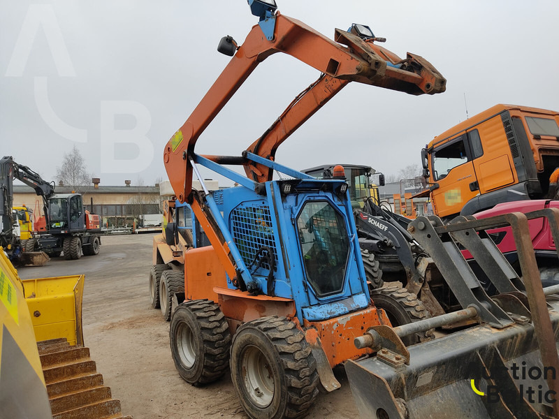 New Holland LS 185 B - Schranklader: afbeelding 1 New Holland LS 185 B - Schranklader: afbeelding 1
