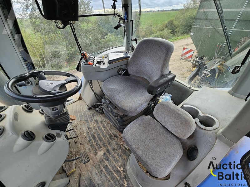 New Holland T 8040 - Tractor: afbeelding 5 New Holland T 8040 - Tractor: afbeelding 5