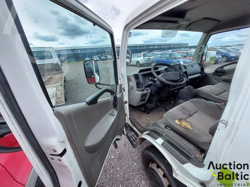 Nissan Cabstar - Bestelwagen open laadbak: afbeelding 4 Nissan Cabstar - Bestelwagen open laadbak: afbeelding 4