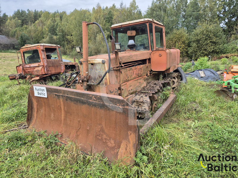 Onbekend DT-75 - Bulldozer: afbeelding 2 Onbekend DT-75 - Bulldozer: afbeelding 2