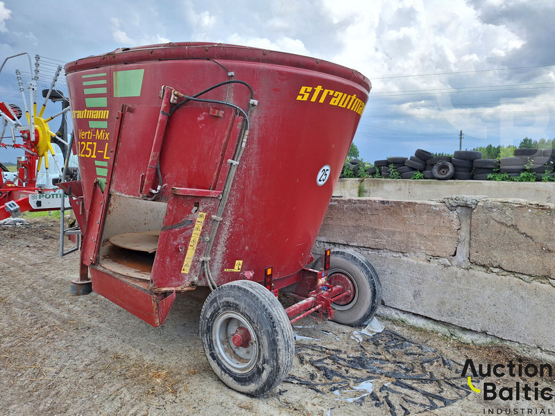 Strautmann VM 1251 L - Veeteelt materiaal: afbeelding 5 Strautmann VM 1251 L - Veeteelt materiaal: afbeelding 5