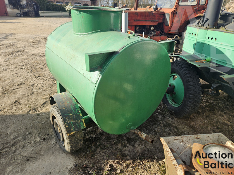 Trailer with tank - Kipper aanhangwagen: afbeelding 3 Trailer with tank - Kipper aanhangwagen: afbeelding 3