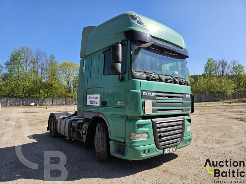 DAF XF105.460 - Trekker: afbeelding 2 DAF XF105.460 - Trekker: afbeelding 2