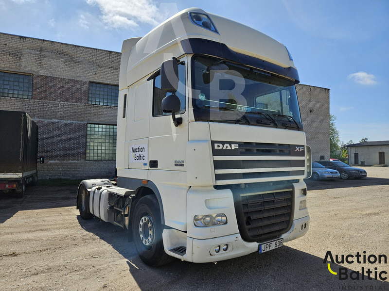 DAF XF105.460 - Trekker: afbeelding 2 DAF XF105.460 - Trekker: afbeelding 2