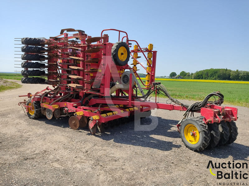Vaderstad RapidA600S - Zaaicombinatie: afbeelding 2 Vaderstad RapidA600S - Zaaicombinatie: afbeelding 2