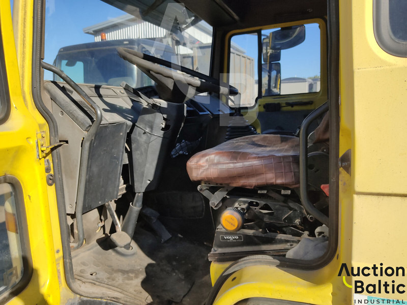 Volvo FL618 - Vuilniswagen: afbeelding 5 Volvo FL618 - Vuilniswagen: afbeelding 5