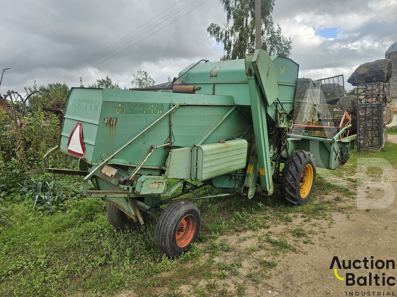 Westerasmaskiner AB AKTIV 800 - Maaidorser: afbeelding 5 Westerasmaskiner AB AKTIV 800 - Maaidorser: afbeelding 5