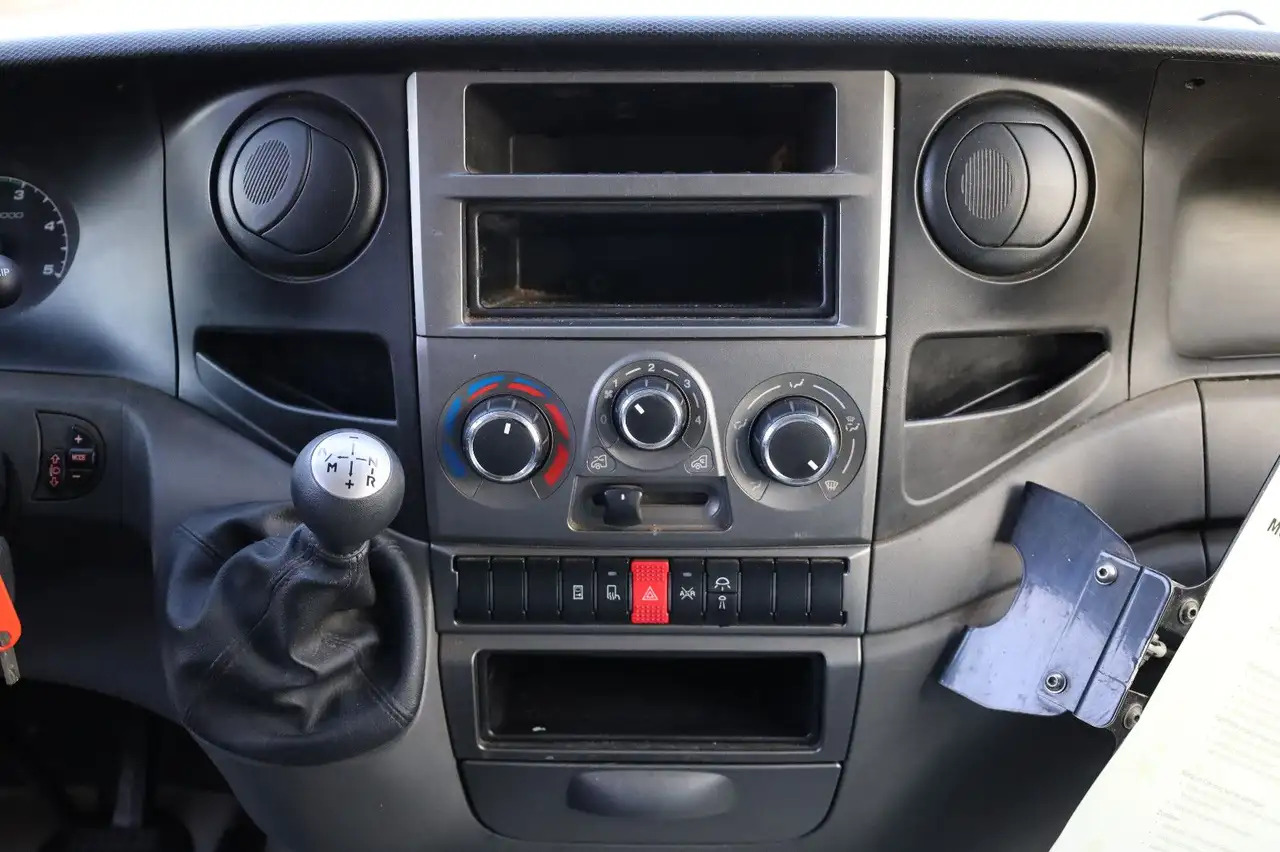 Bestelwagen gesloten laadbak Iveco Daily/ Regalsystem/Luftfeder/1. Hand: afbeelding 10