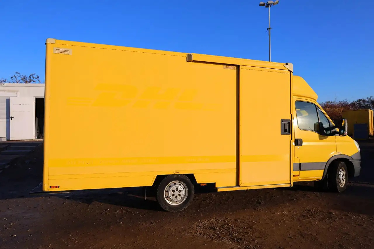 Iveco Daily/ Regalsystem/Luftfeder/1. Hand - Bestelwagen gesloten laadbak: afbeelding 4 Iveco Daily/ Regalsystem/Luftfeder/1. Hand - Bestelwagen gesloten laadbak: afbeelding 4