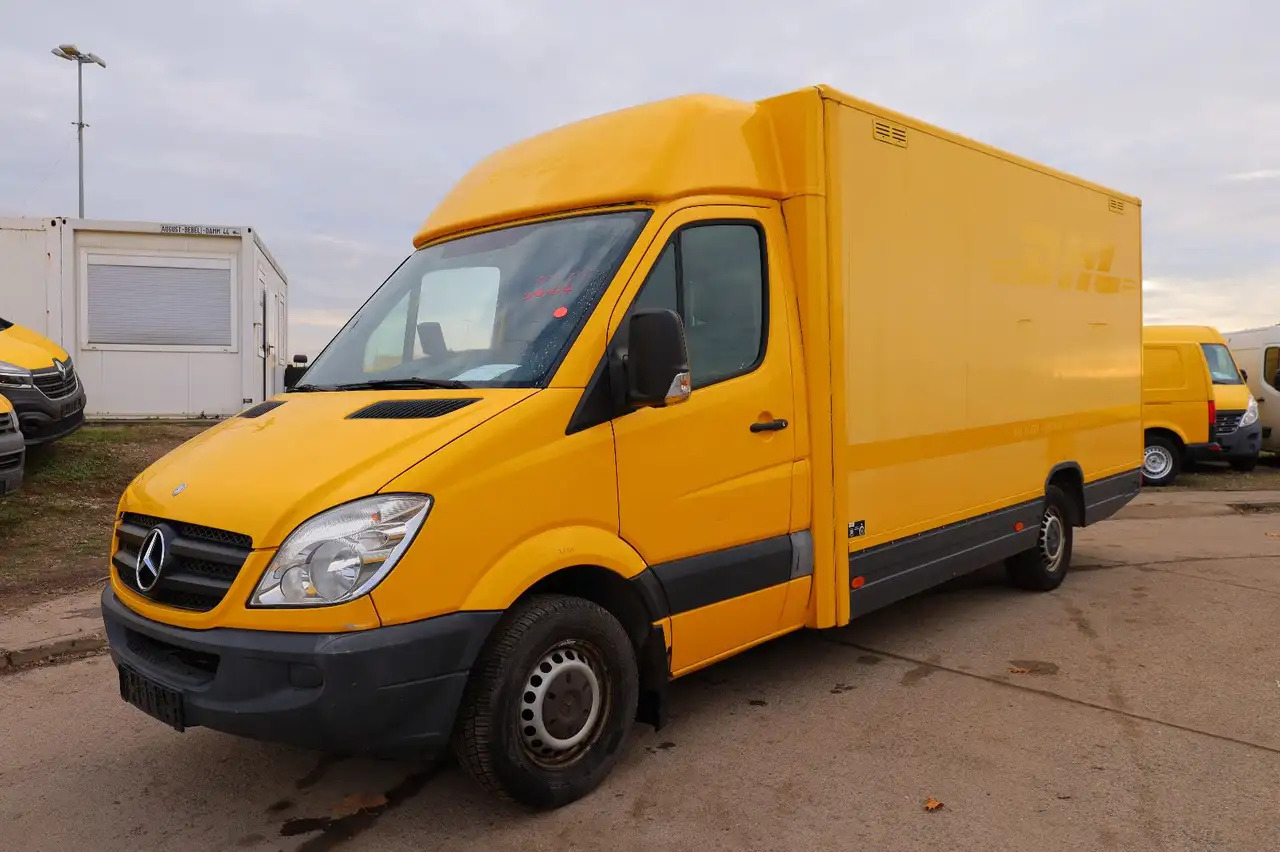 Mercedes-Benz Sprinter II Pritsche/ Koffer/Regalsystem - Bestelwagen gesloten laadbak: afbeelding 2 Mercedes-Benz Sprinter II Pritsche/ Koffer/Regalsystem - Bestelwagen gesloten laadbak: afbeelding 2