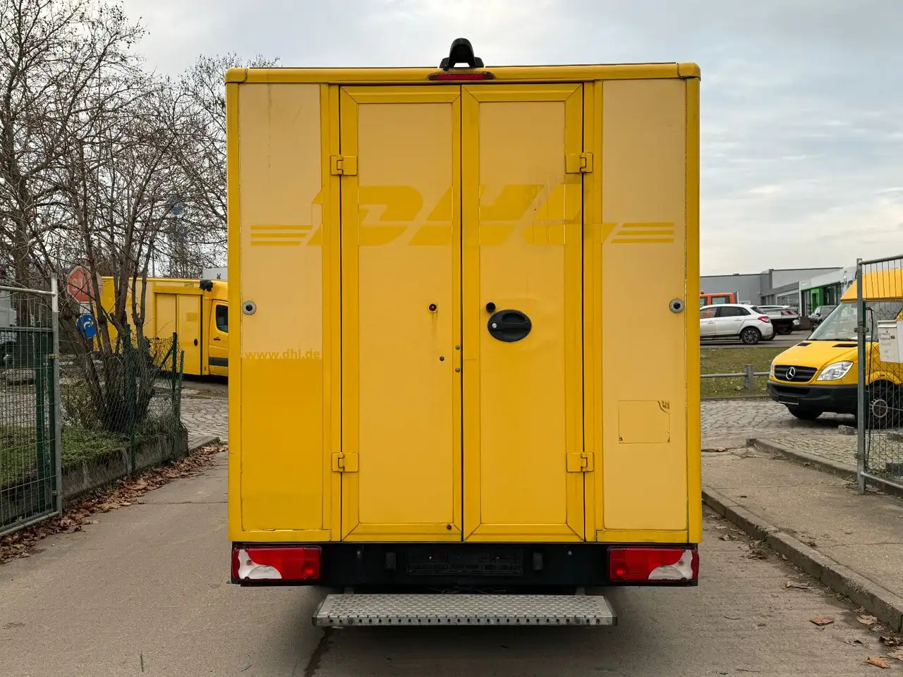 Mercedes-Benz Sprinter II Pritsche/ Koffer/Regalsystem - Bestelwagen gesloten laadbak: afbeelding 4 Mercedes-Benz Sprinter II Pritsche/ Koffer/Regalsystem - Bestelwagen gesloten laadbak: afbeelding 4