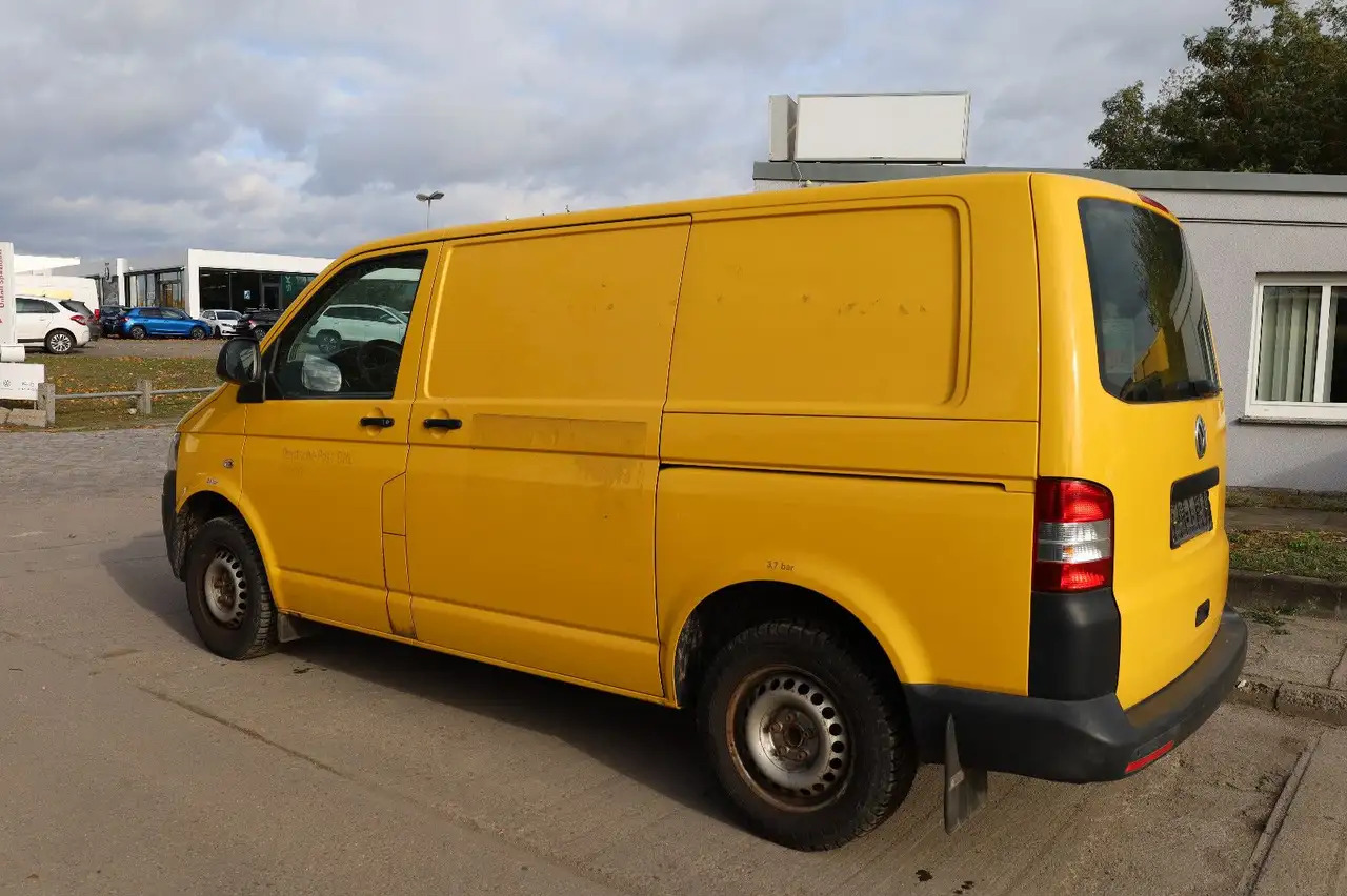 Volkswagen T5 Transporter/ 2.0 TDI/EU5/1.Hand - Gesloten bestelwagen: afbeelding 5 Volkswagen T5 Transporter/ 2.0 TDI/EU5/1.Hand - Gesloten bestelwagen: afbeelding 5