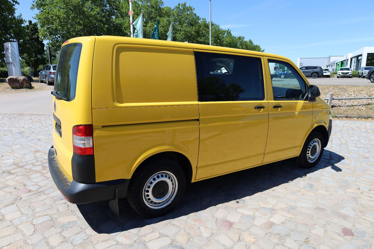 Volkswagen T5 Transporter Kasten-Kombi 2.0 TDI/EU5 - Personenvervoer: afbeelding 3 Volkswagen T5 Transporter Kasten-Kombi 2.0 TDI/EU5 - Personenvervoer: afbeelding 3