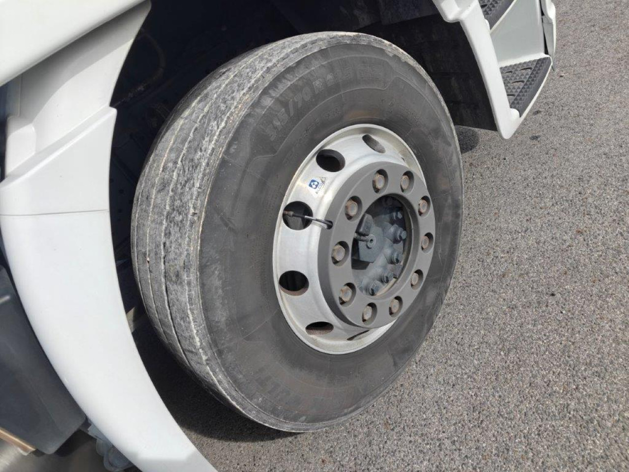 IVECO Stralis AS440S46T/PLNG Intarder Klima Luftfeder ZV - Trekker: afbeelding 5 IVECO Stralis AS440S46T/PLNG Intarder Klima Luftfeder ZV - Trekker: afbeelding 5