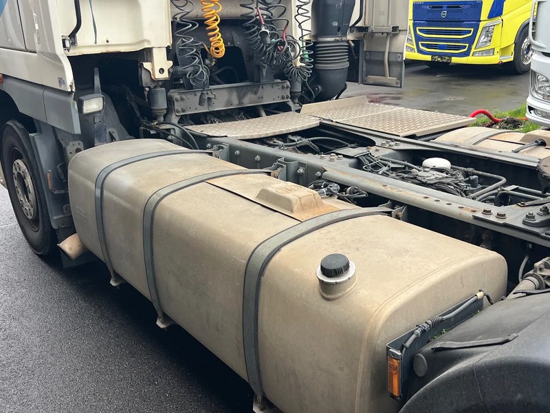 DAF XF 105.460 Super Space cab*105 460 Retarder*07/2012 - Trekker: afbeelding 3 DAF XF 105.460 Super Space cab*105 460 Retarder*07/2012 - Trekker: afbeelding 3