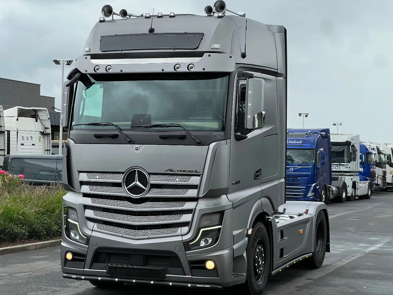 Mercedes-Benz Actros 1863 GIGASPACE*ACTROS L 1863*Full OPTIONS* - Trekker: afbeelding 1 Mercedes-Benz Actros 1863 GIGASPACE*ACTROS L 1863*Full OPTIONS* - Trekker: afbeelding 1