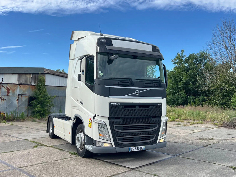 Volvo FH 500 2018***FH500 parkcool***764000km - Trekker: afbeelding 1 Volvo FH 500 2018***FH500 parkcool***764000km - Trekker: afbeelding 1