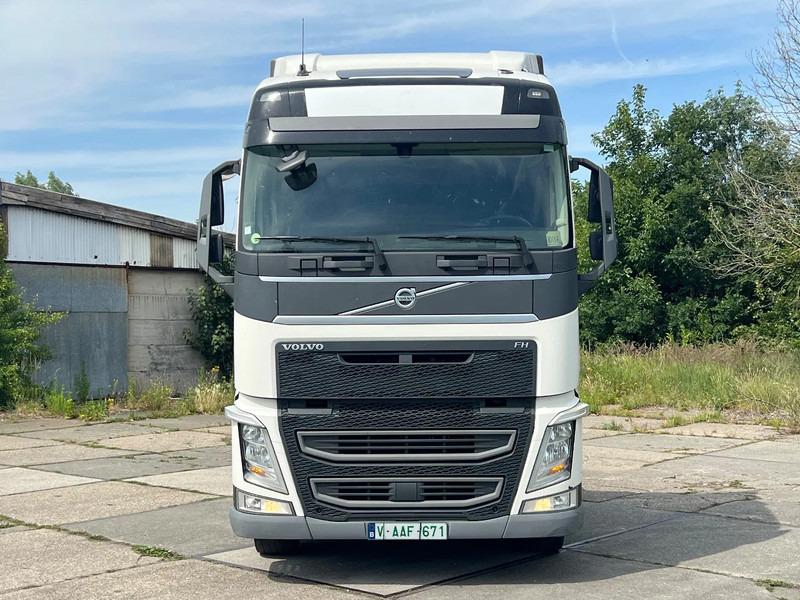 Volvo FH 500 2018 model***Park Cool***FH500 GLOBE - Trekker: afbeelding 2 Volvo FH 500 2018 model***Park Cool***FH500 GLOBE - Trekker: afbeelding 2