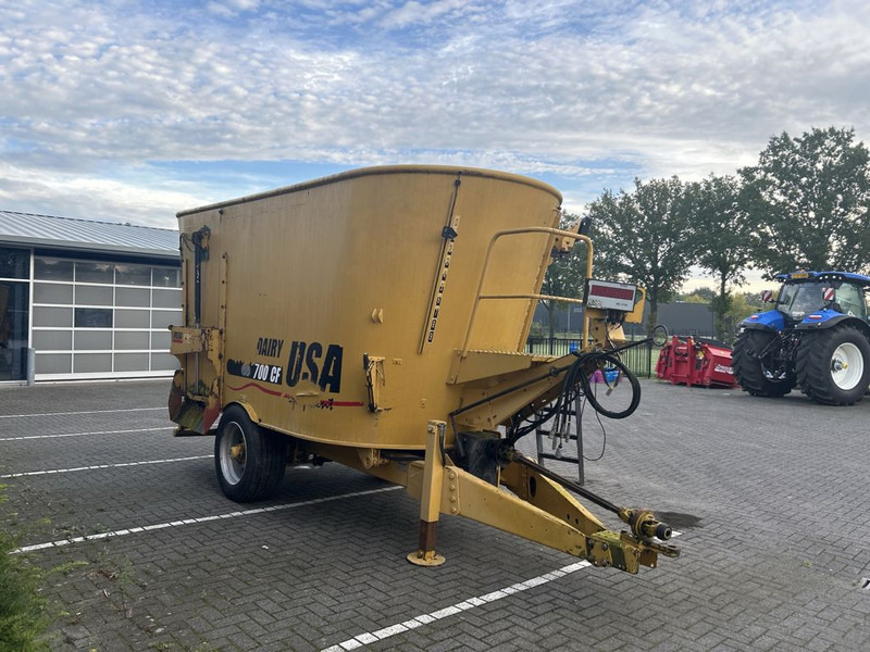 Peecon Peecon USA 700 CF mengwagen - Veeteelt materiaal: afbeelding 5 Peecon Peecon USA 700 CF mengwagen - Veeteelt materiaal: afbeelding 5