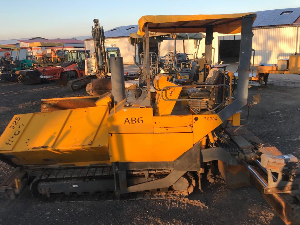 ABG TITAN 325 and runs and runs - Asfaltafwerkmachine: afbeelding 3 ABG TITAN 325 and runs and runs - Asfaltafwerkmachine: afbeelding 3