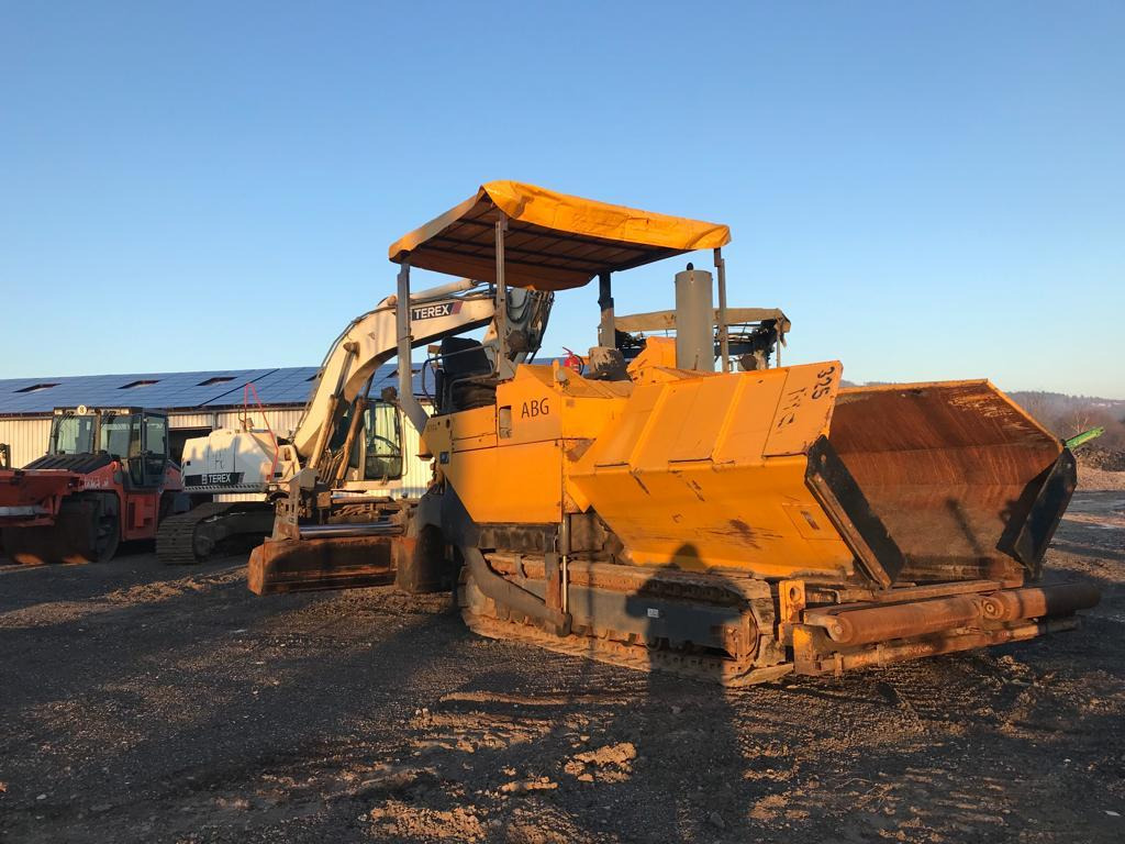ABG TITAN 325 and runs and runs - Asfaltafwerkmachine: afbeelding 4 ABG TITAN 325 and runs and runs - Asfaltafwerkmachine: afbeelding 4