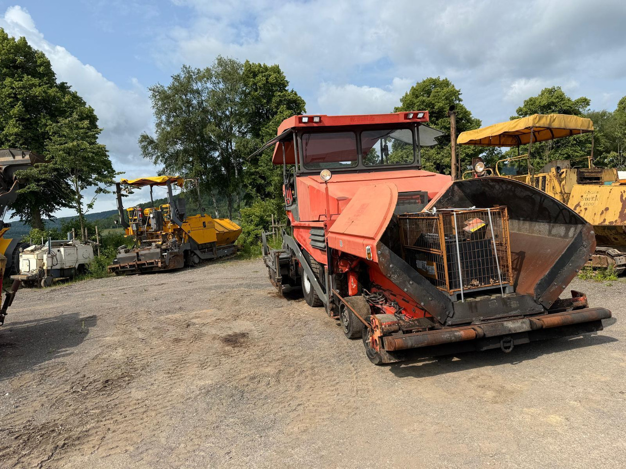 Demag-Dynapac DF135P powerfull 4-axle-paver - Asfaltafwerkmachine: afbeelding 5 Demag-Dynapac DF135P powerfull 4-axle-paver - Asfaltafwerkmachine: afbeelding 5
