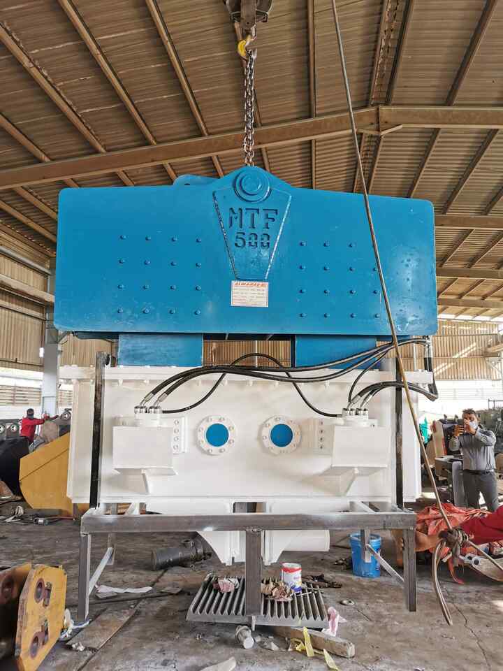 Hydraulische hamer voor Kraan AME Crane Vibratory Pile hammer: afbeelding 6