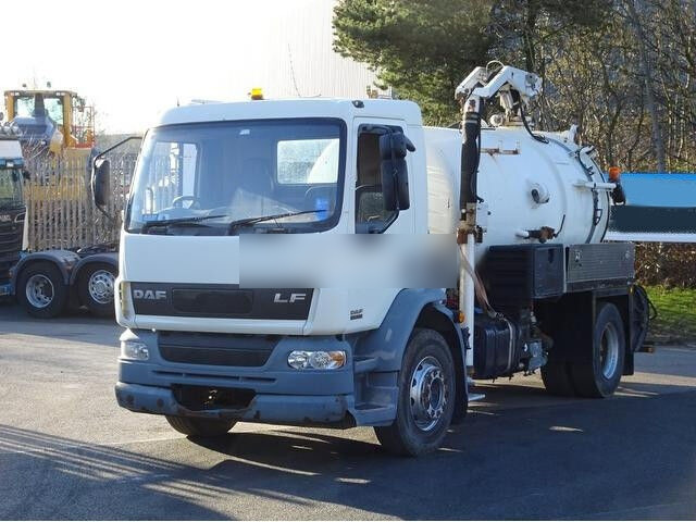 DAF LF55.220 jetter combi - Vacuümwagen: afbeelding 2 DAF LF55.220 jetter combi - Vacuümwagen: afbeelding 2