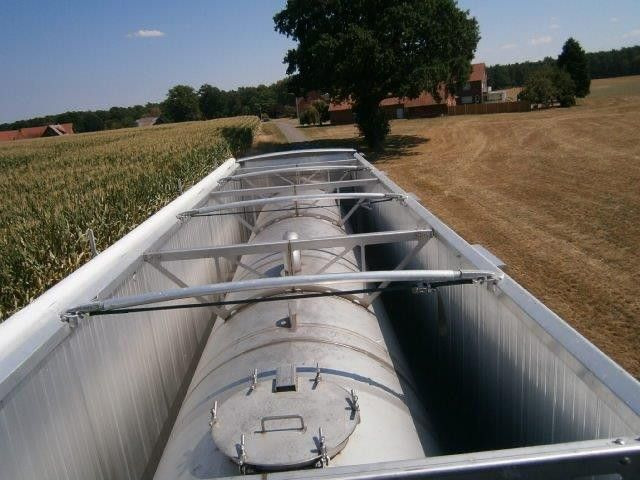 Benalu Optiliner Twin-Liner 68 m³ Kombi fest/flüssig - Kipper oplegger: afbeelding 4 Benalu Optiliner Twin-Liner 68 m³ Kombi fest/flüssig - Kipper oplegger: afbeelding 4