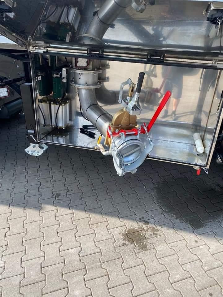 Benalu Optiliner Twin-Liner 68 m³ Kombi fest/flüssig - Kipper oplegger: afbeelding 5 Benalu Optiliner Twin-Liner 68 m³ Kombi fest/flüssig - Kipper oplegger: afbeelding 5