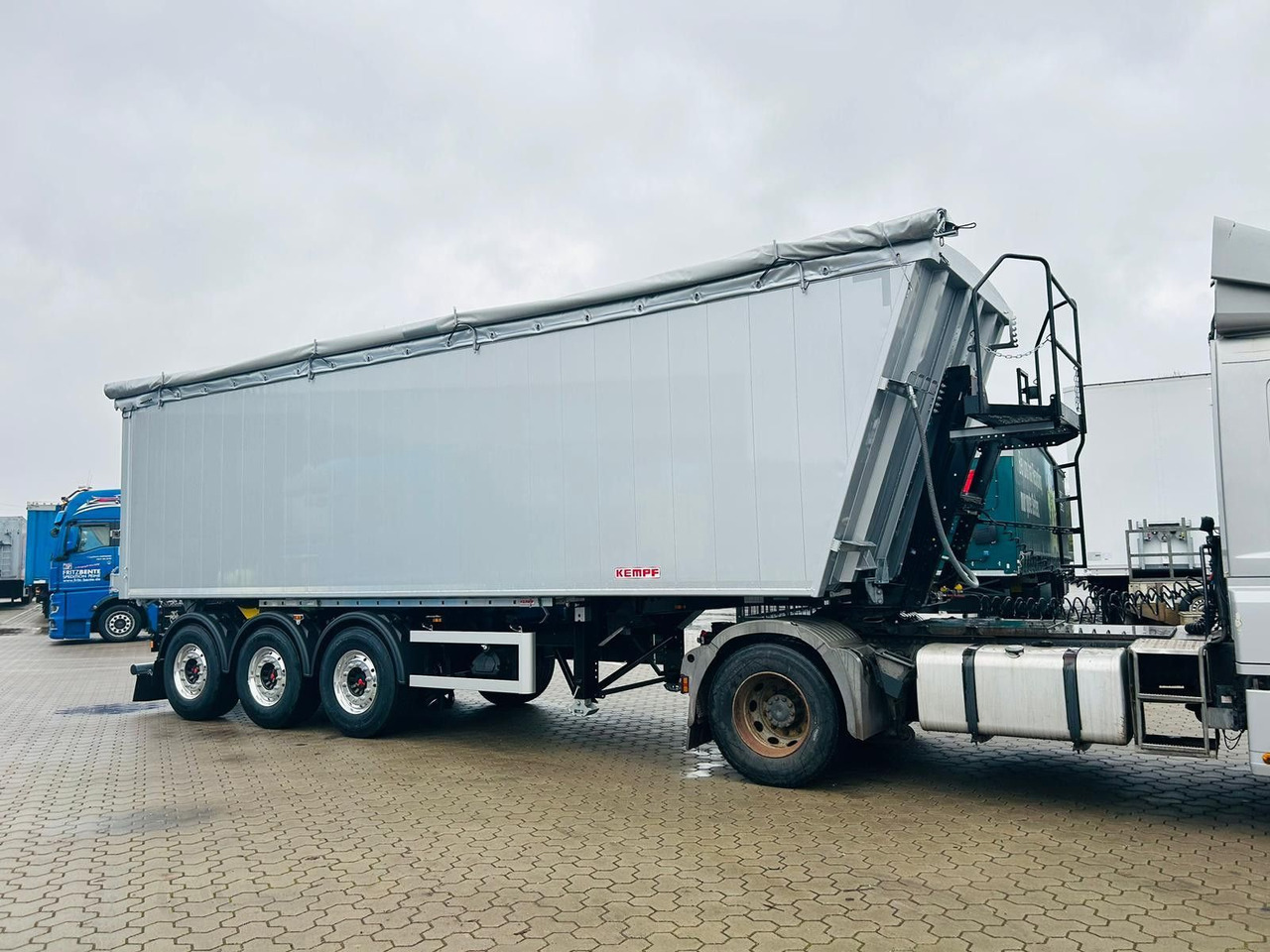 Kempf SKM 36/3 AK Alu Kipper 55 m³ Waschgerät - Kipper oplegger: afbeelding 3 Kempf SKM 36/3 AK Alu Kipper 55 m³ Waschgerät - Kipper oplegger: afbeelding 3