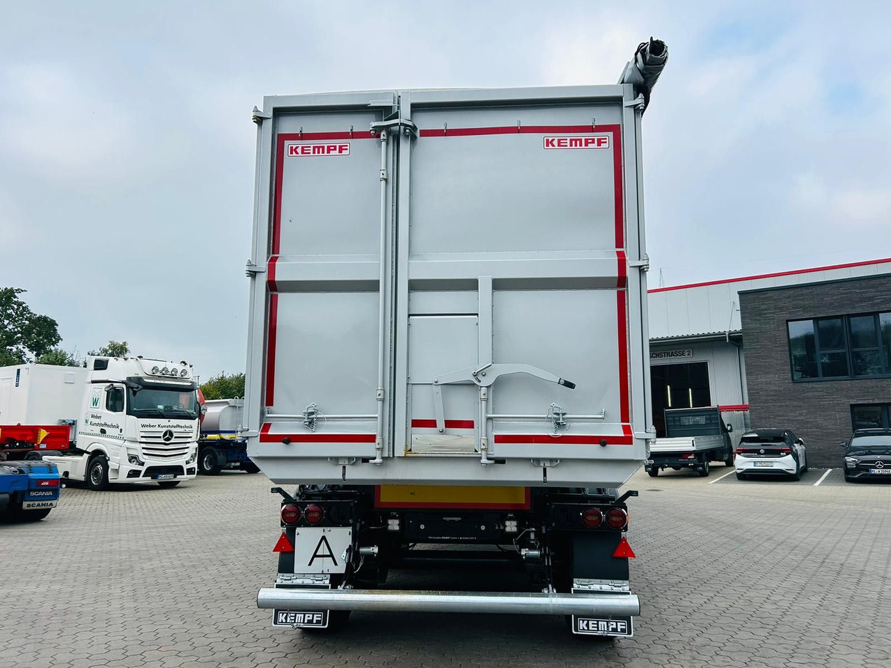 Kempf SKM 36/3 SR-Membran Stahl Halbrundmulde 50m³ - Kipper oplegger: afbeelding 5 Kempf SKM 36/3 SR-Membran Stahl Halbrundmulde 50m³ - Kipper oplegger: afbeelding 5