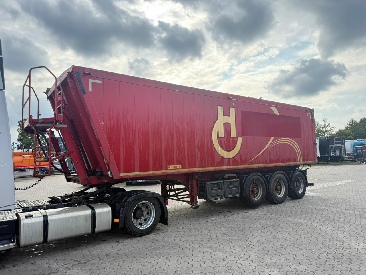 Kempf SKM Alu Kippmulde 50 m³, TÜV neu - Kipper oplegger: afbeelding 2 Kempf SKM Alu Kippmulde 50 m³, TÜV neu - Kipper oplegger: afbeelding 2