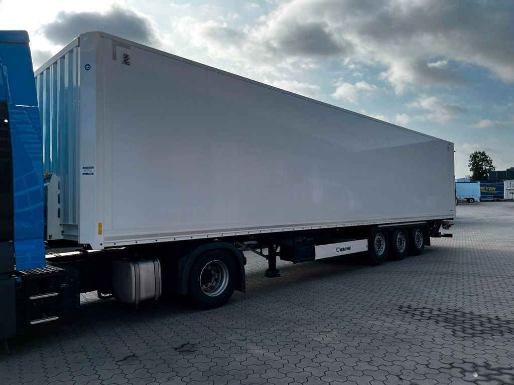 Krone Koffer mit Ladebordwand 2.000 kg Top Klappe - Gesloten oplegger: afbeelding 2 Krone Koffer mit Ladebordwand 2.000 kg Top Klappe - Gesloten oplegger: afbeelding 2