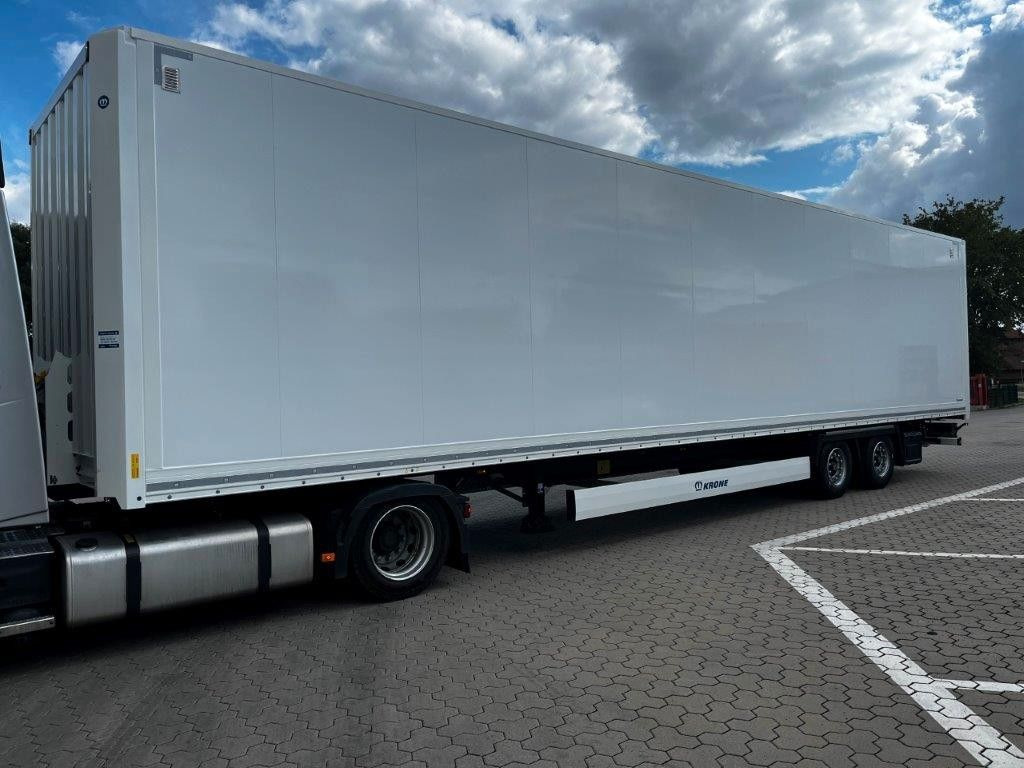 Krone SZK 18 Koffer Event Mega-Koffer 2.900 mm Höhe - Gesloten oplegger: afbeelding 2 Krone SZK 18 Koffer Event Mega-Koffer 2.900 mm Höhe - Gesloten oplegger: afbeelding 2