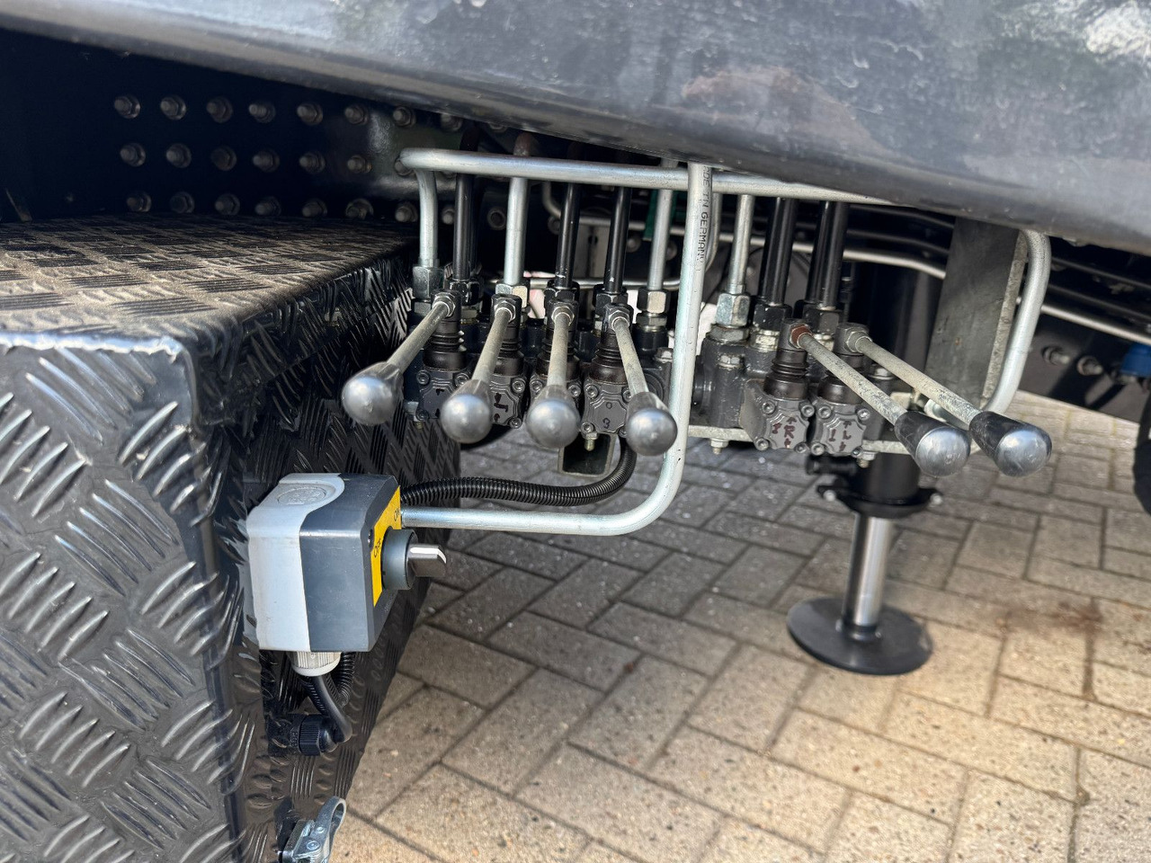 MAN 8x4 Maschinentransporter - Bergingsvoertuig: afbeelding 3 MAN 8x4 Maschinentransporter - Bergingsvoertuig: afbeelding 3