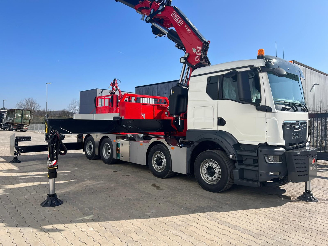 MAN 8x4 mit F1150RA.2.28 L616 Winde, 2.per. Korb - Kraanwagen: afbeelding 2 MAN 8x4 mit F1150RA.2.28 L616 Winde, 2.per. Korb - Kraanwagen: afbeelding 2