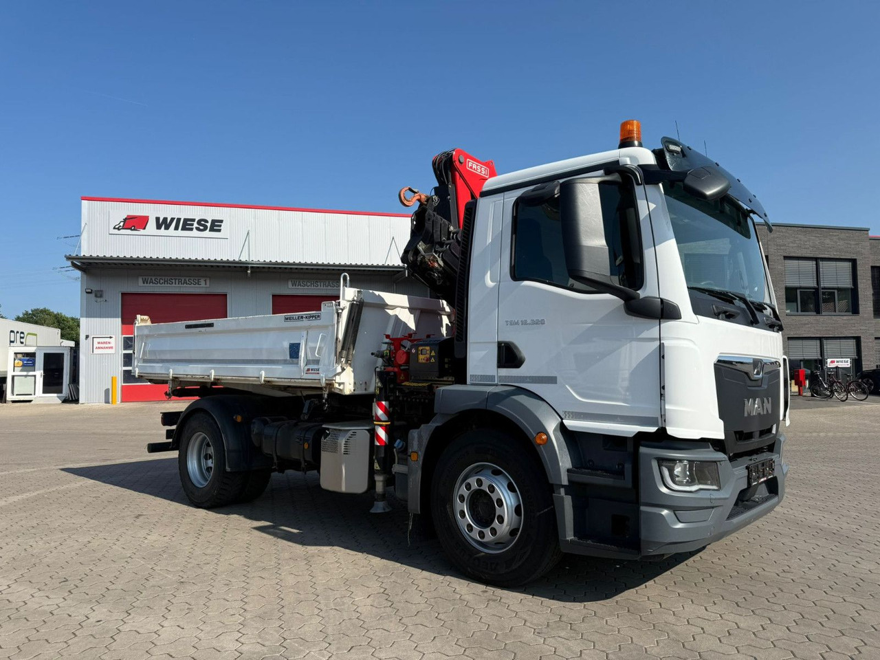 MAN TGM 18.320 4x2 BB Kran Fassi F135 Kipper Meiller - Kraanwagen: afbeelding 5 MAN TGM 18.320 4x2 BB Kran Fassi F135 Kipper Meiller - Kraanwagen: afbeelding 5