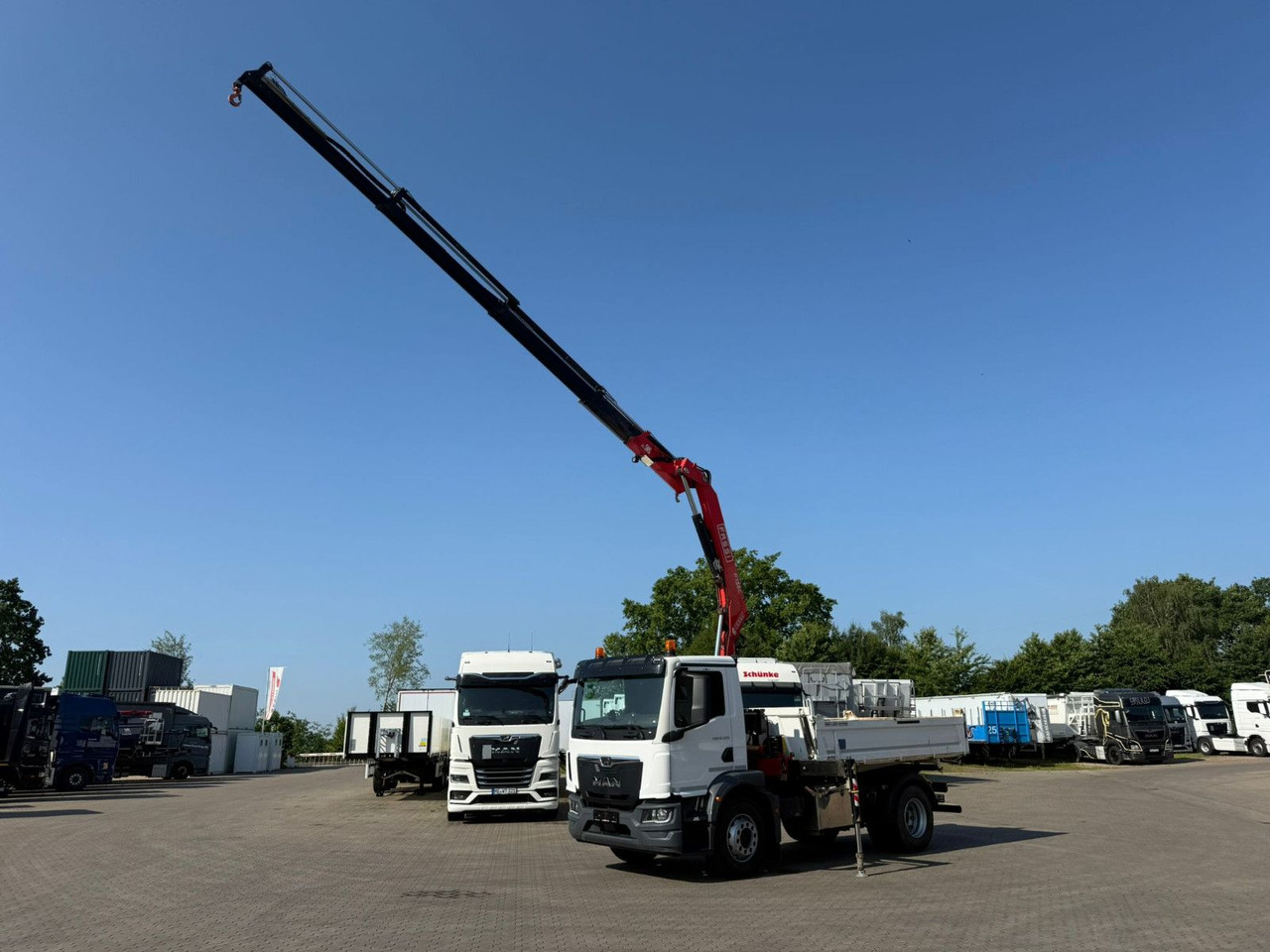 MAN TGM 18.320 4x2 BB mit Kran Fassi F135 Kipper - Kipper vrachtwagen, Kraanwagen: afbeelding 3 MAN TGM 18.320 4x2 BB mit Kran Fassi F135 Kipper - Kipper vrachtwagen, Kraanwagen: afbeelding 3